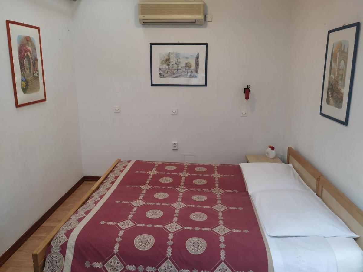 Accomodation Pertout Nova Gorica Exterior photo
